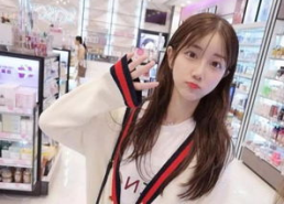 女主播韩宝贝在线,直播界的璀璨明星，魅力四射的网红传奇