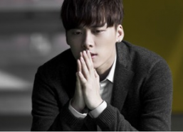 李伊庚的家庭背景,出身名门，演艺事业璀璨人生