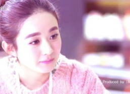 薛杉杉资料,才华横溢的年轻艺术家，用画笔描绘多彩人生